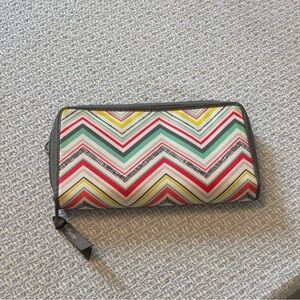 Thirty-One Multicolor Chevron Wallet